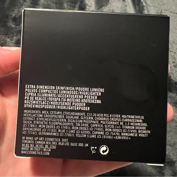 MAC Highlighter - Picture 2 of 4